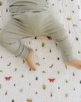 Cutie Crawlies Crib Sheet