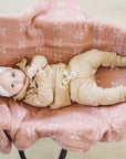 Just Peachy Muslin Quilt