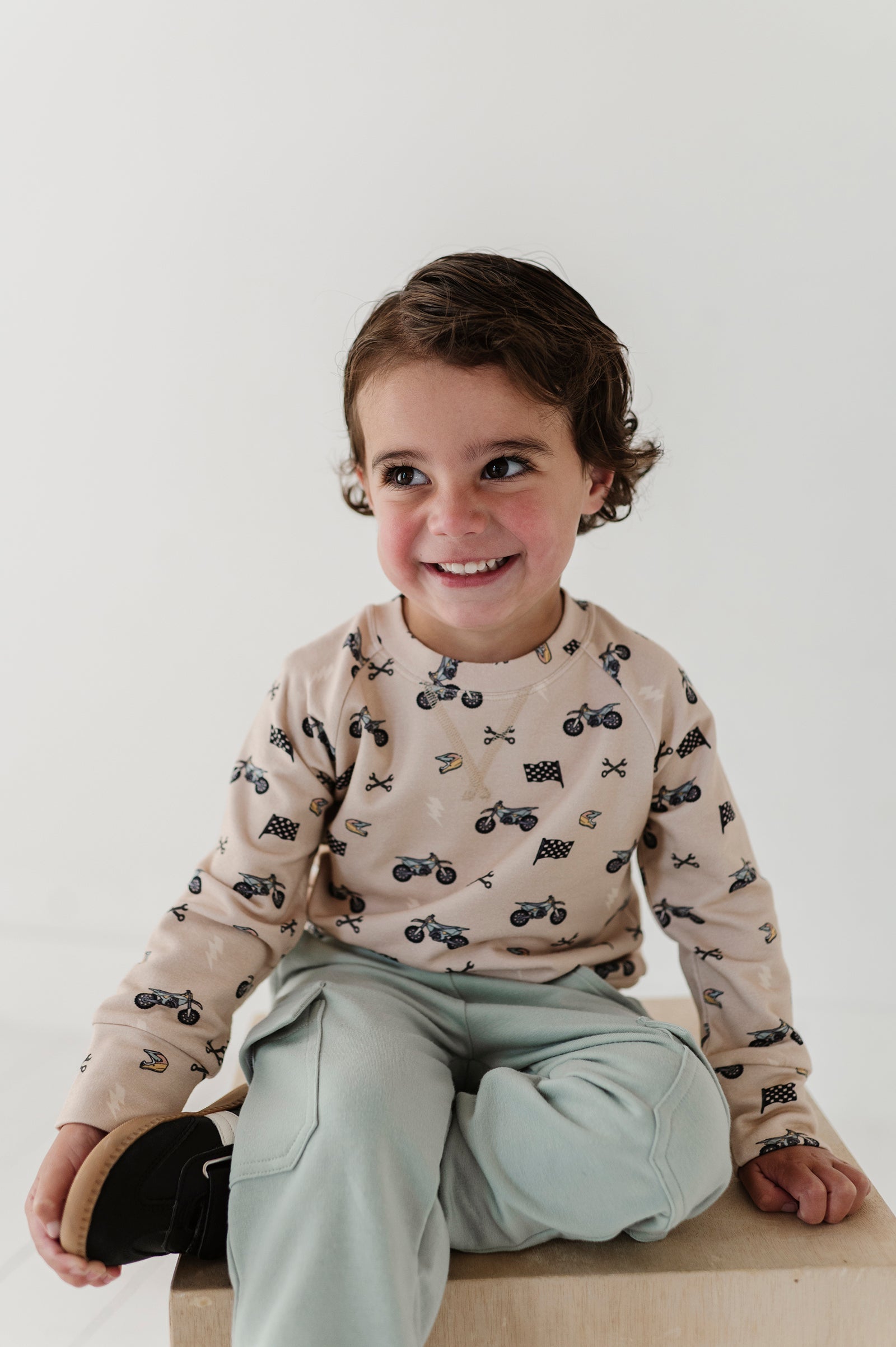 Boy's Raglan Sweatshirt