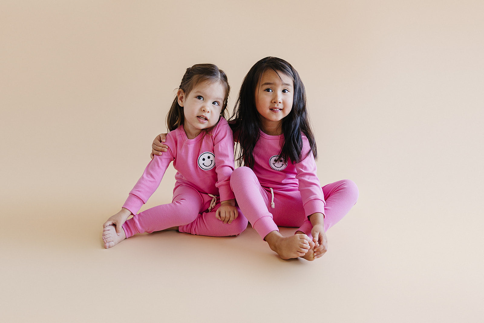 Smiley Patch Lounge Set for Kids | Bubble Gum Pink