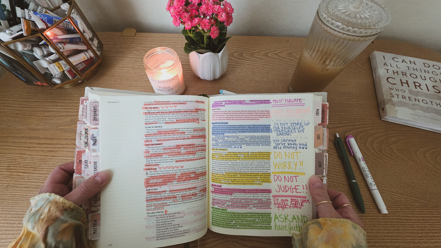 Faith inspiration, Bible study, devotionals, and Christian encouragement from Aimee Barro
