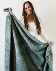 PATTERNED FAUX FUR THROW BLANKETS