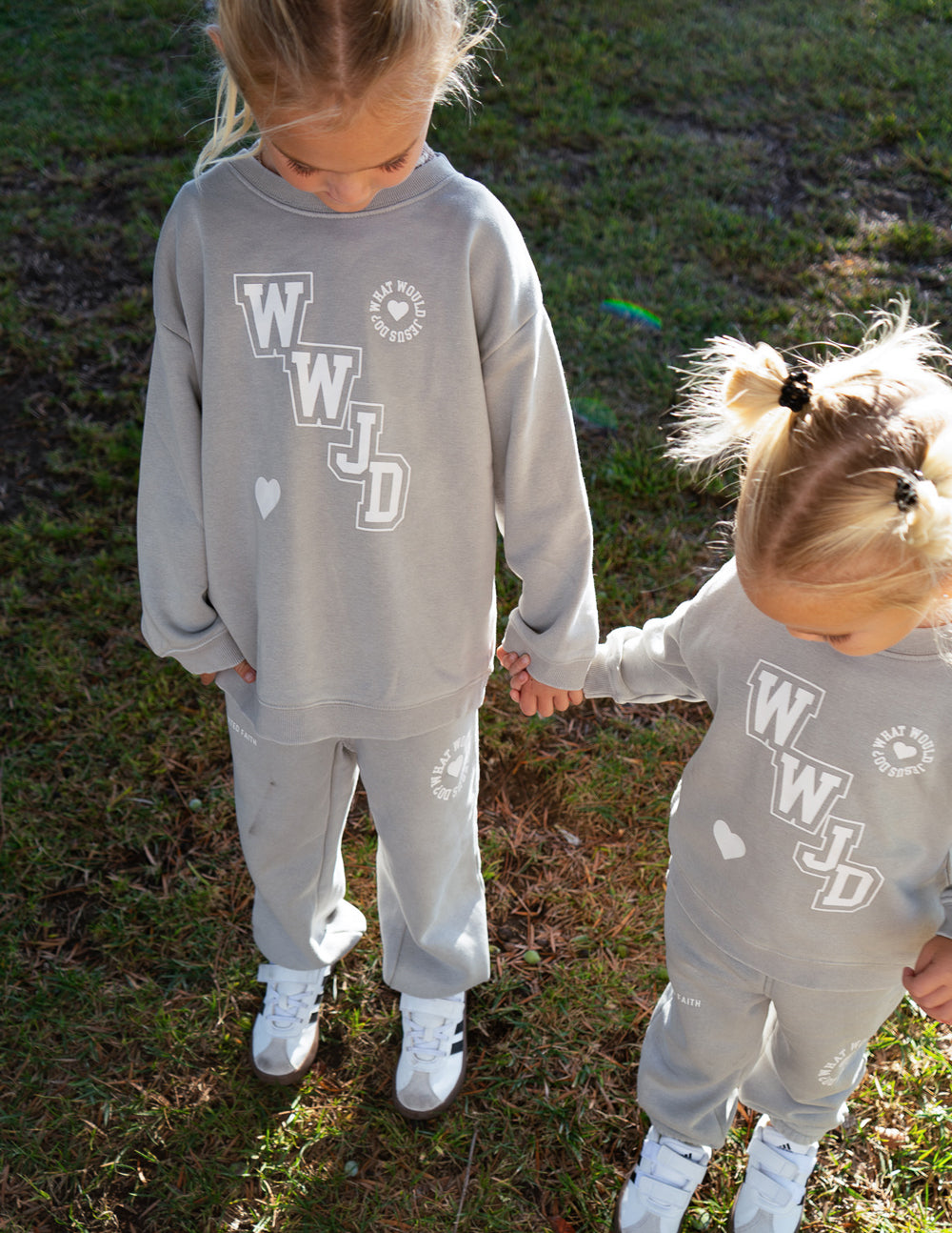 WWJD Varsity Kids’ Crewneck Sweatshirt – Forest Fog