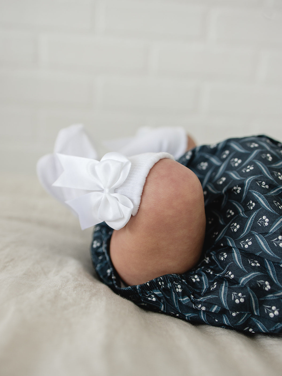 High Rise Bow Socks